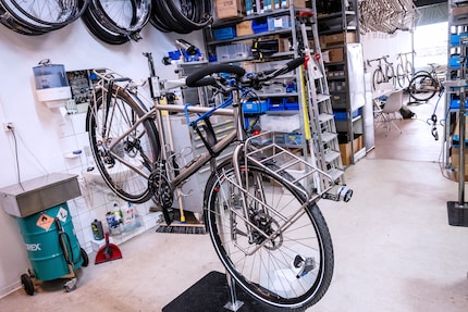Bijna klaar - deze Hilite fiets reist binnenkort naar Finland.