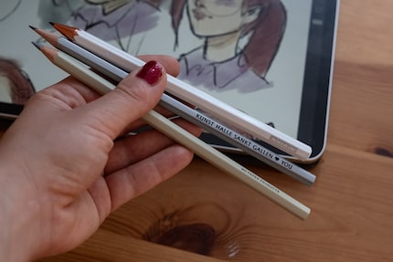 Spot the difference: which of these pencils is digital? The Nillkin could pass as a lead pencil – at least in the eye test.