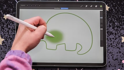 Kleuren gaat snel: sleep de kleurencirkel gewoon vanuit de rechterbovenhoek naar de vorm.